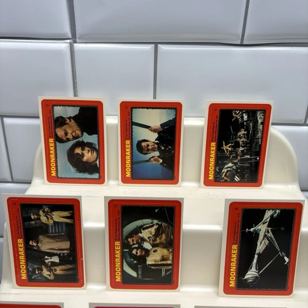 1979 Topps Moonraker Sticker Card Set‎ 22 In All James Bond